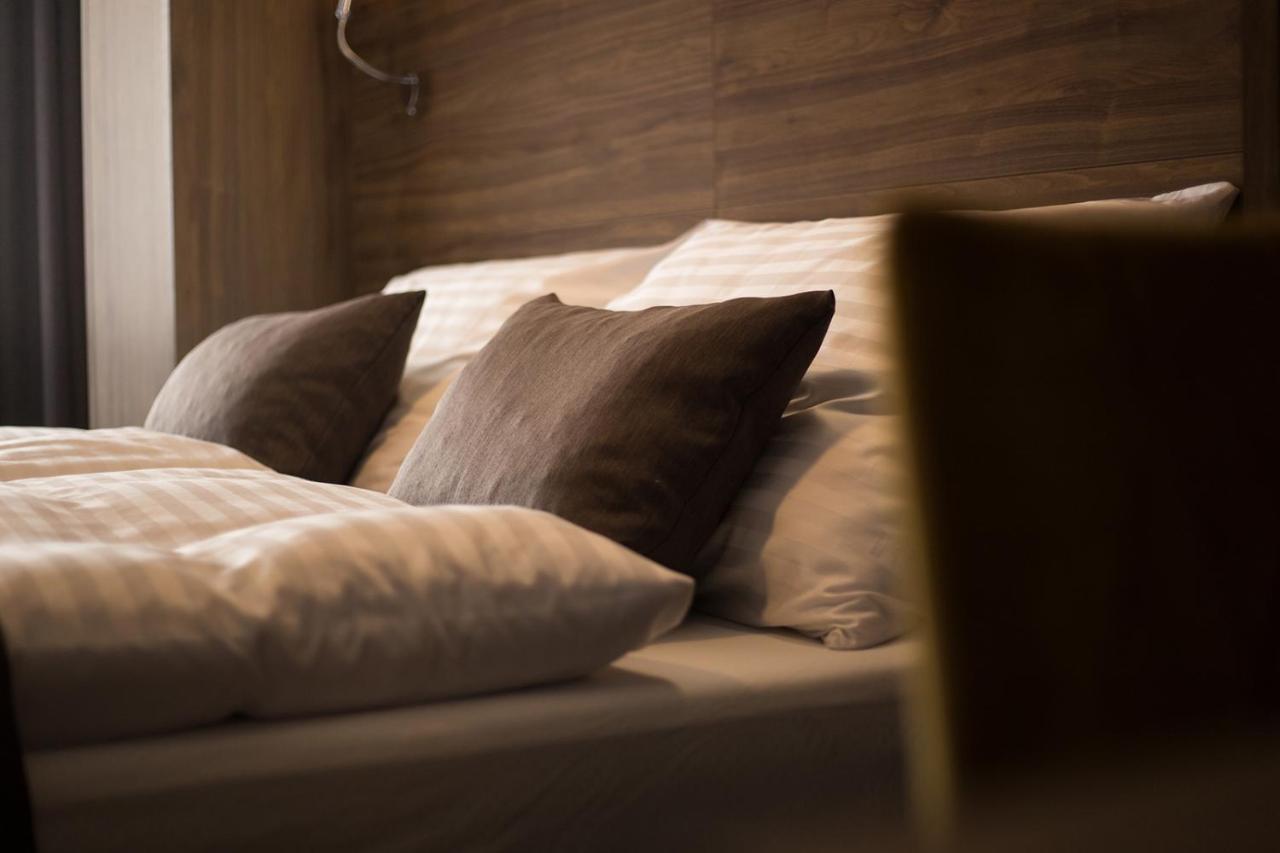 Hotel Eurobus Kaluža Εξωτερικό φωτογραφία
