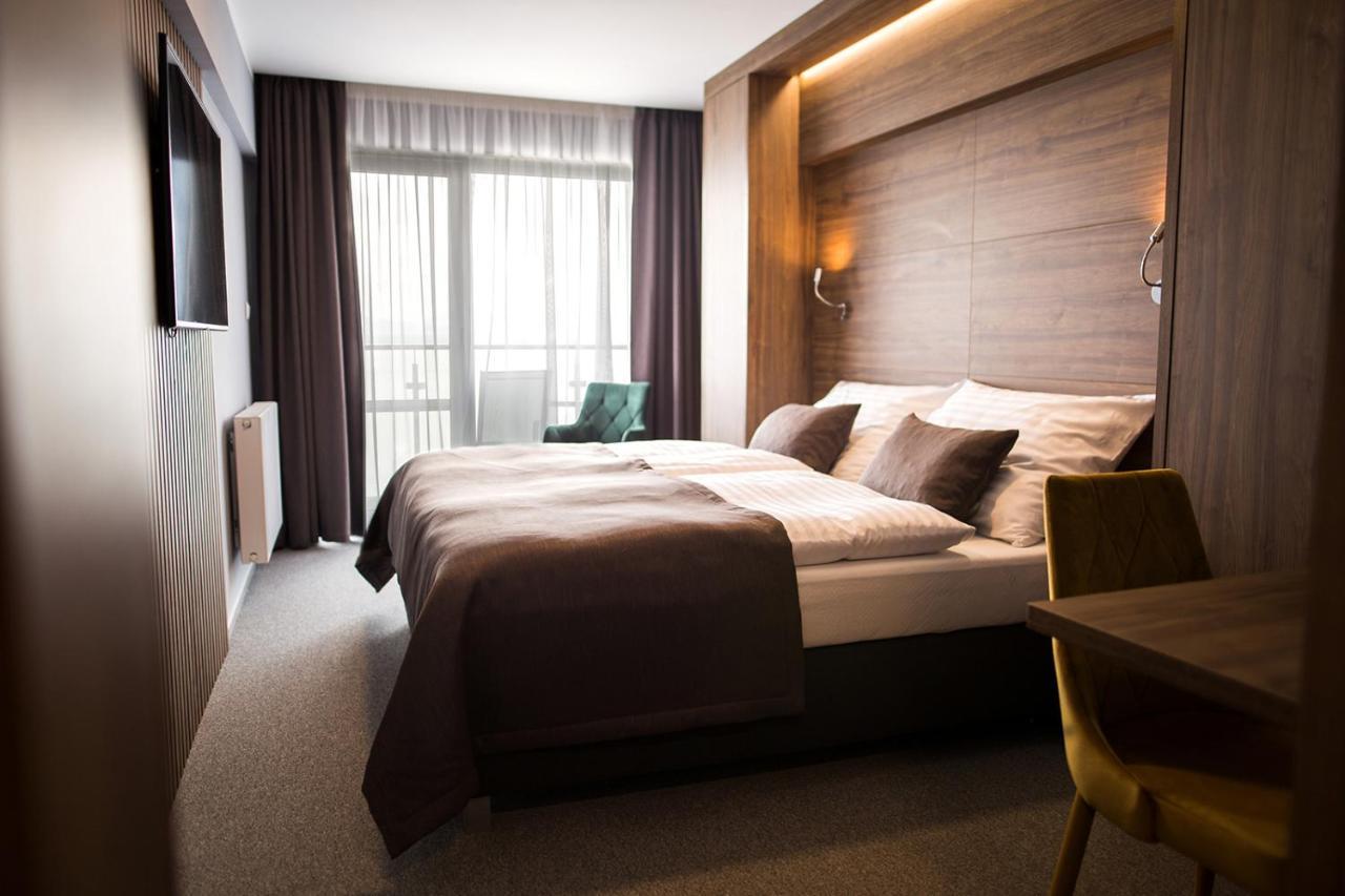 Hotel Eurobus Kaluža Εξωτερικό φωτογραφία